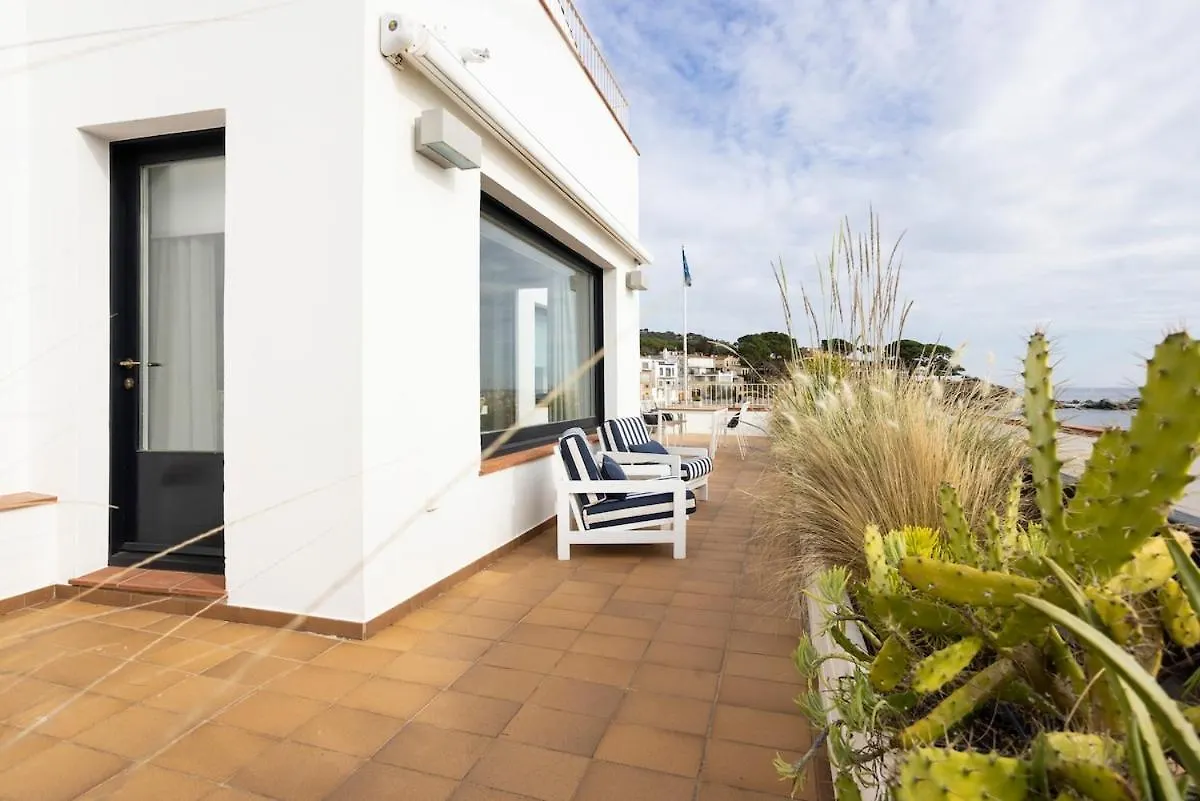 팔라프루헬 Ocean View House, Calella 빌라 0*,
